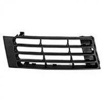 Grille coté  pare chocs avant  AUDI A4