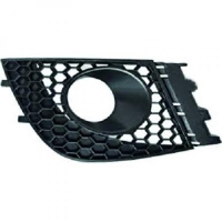 Grille coté pare chocs avant Seat Ibiza + antibrouillards