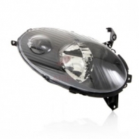 Phare avant Nissan Micra K12 fond noir