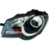 Phare avant Volkswagen Touran fond noir