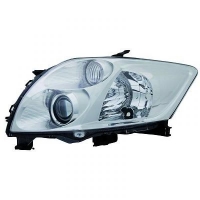 Phare toyota auris